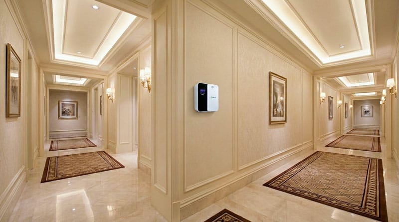 máy khuếch tán tinh dầu treo tường