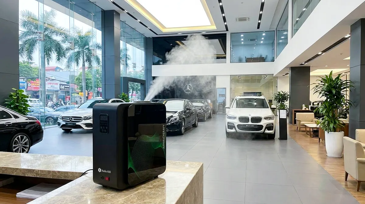 Máy xông tinh dầu công nghiệp được nhiều showroom sử dụng